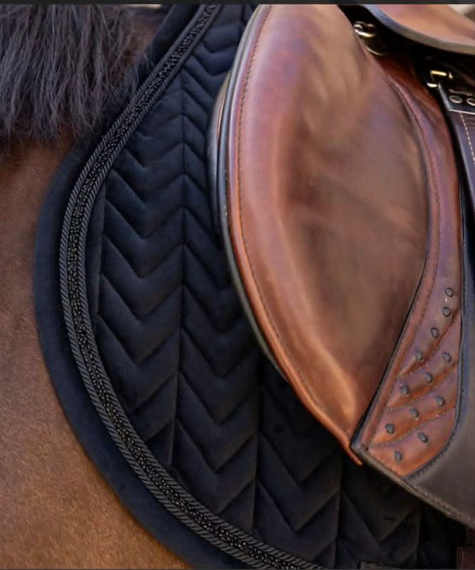 Kentucky Saddle Pad Velvet Mini Pearls