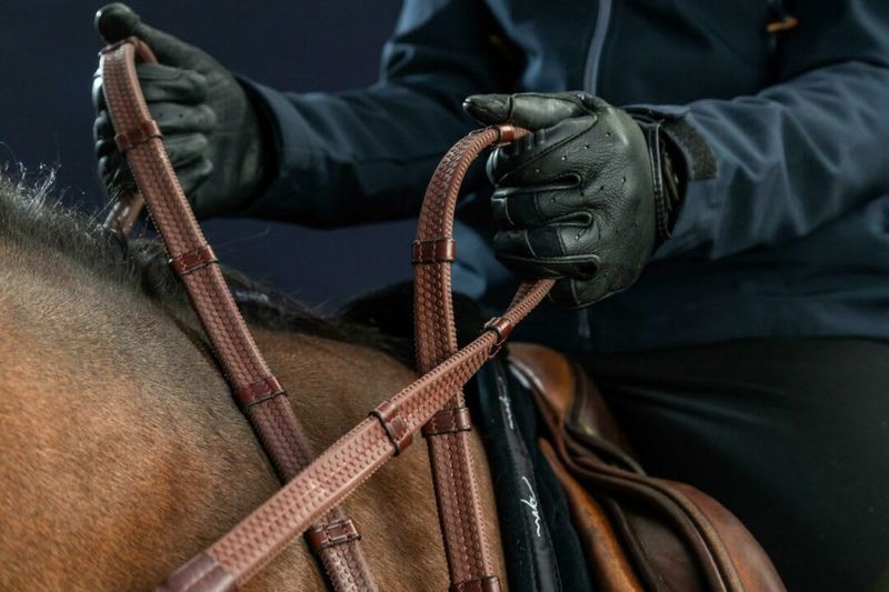 Dyon 13mm Converter Rubber Reins With 7 Leather Loops D Collecti