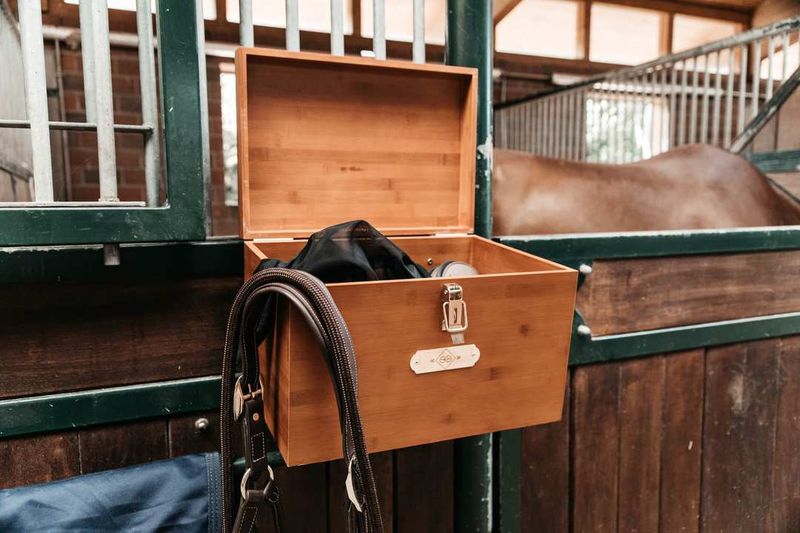 Grooming Deluxe Stable Tack Box